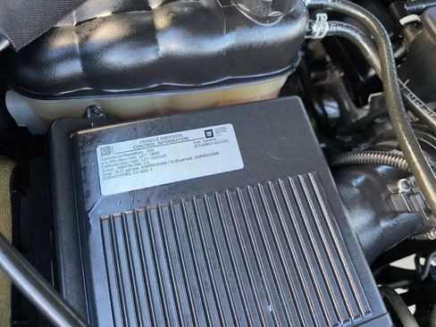 Used 2018 GMC Sierra 1500 SLE w/ SLE Value Package image 24