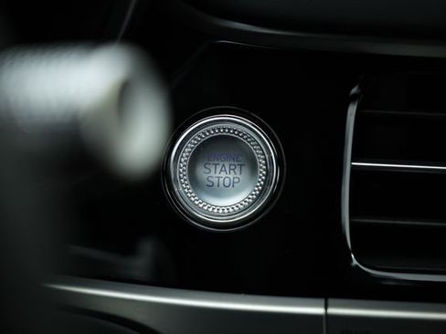 New 2026 Genesis G70 3.3T Sport Prestige image 38