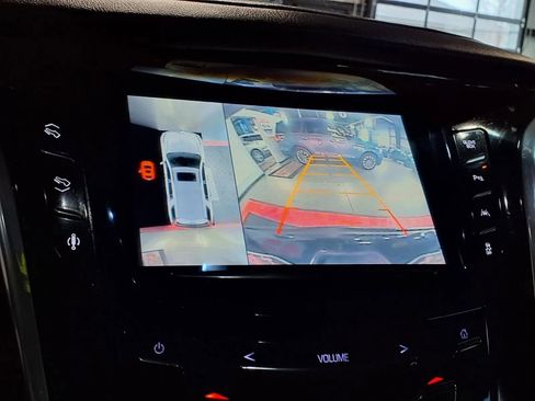 Used 2016 Cadillac Escalade ESV Luxury image 25