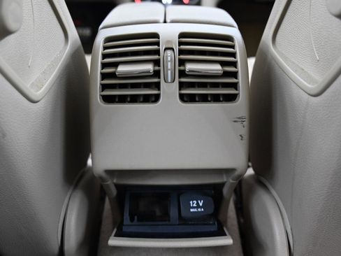 Used 2010 Mercedes-Benz C 300 C300 4MATIC Sport Sedan image 35