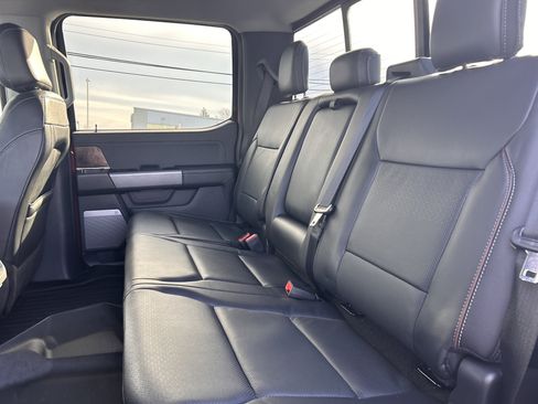 Used 2021 Ford F150 Lariat image 27