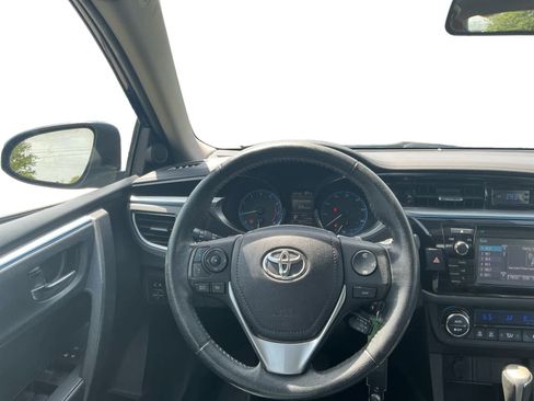 Used 2014 Toyota Corolla S image 11