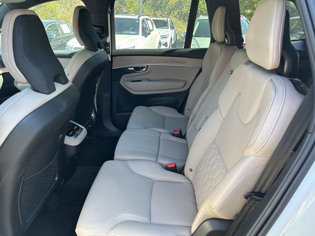 Used 2026 Volvo XC90 B6 Plus AWD/4WD image 32