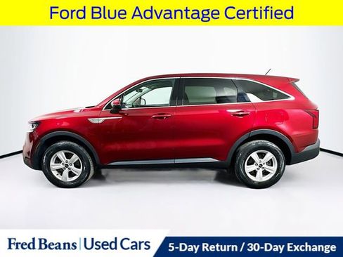 Used 2022 Kia Sorento LX image 5