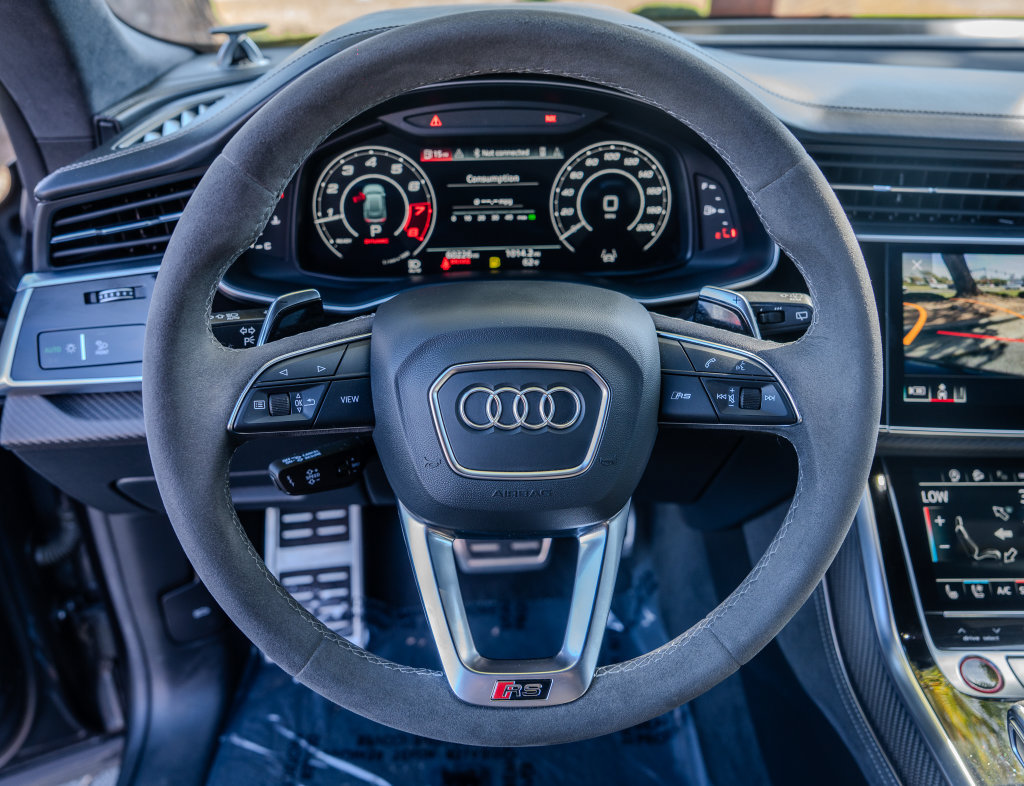 Used 2023 Audi RS Q8 AWD/4WD image 5