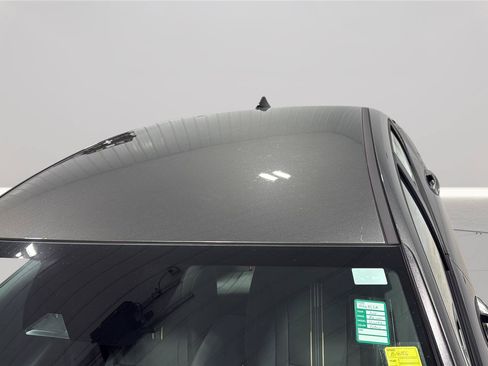 Used 2025 Hyundai Elantra SEL FWD image 30