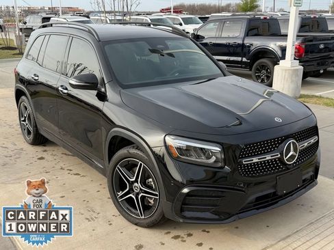 Used 2024 Mercedes-Benz GLB 250 image 3