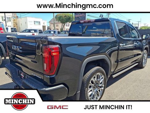 Used 2023 GMC Sierra 1500 Denali Ultimate AWD/4WD image 6