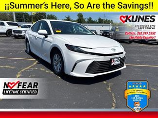 Used 2025 Toyota Camry LE FWD video 1