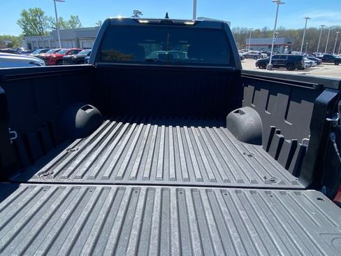 Used 2025 Toyota Tundra SR5 w/ SR5 Convenience Package image 9