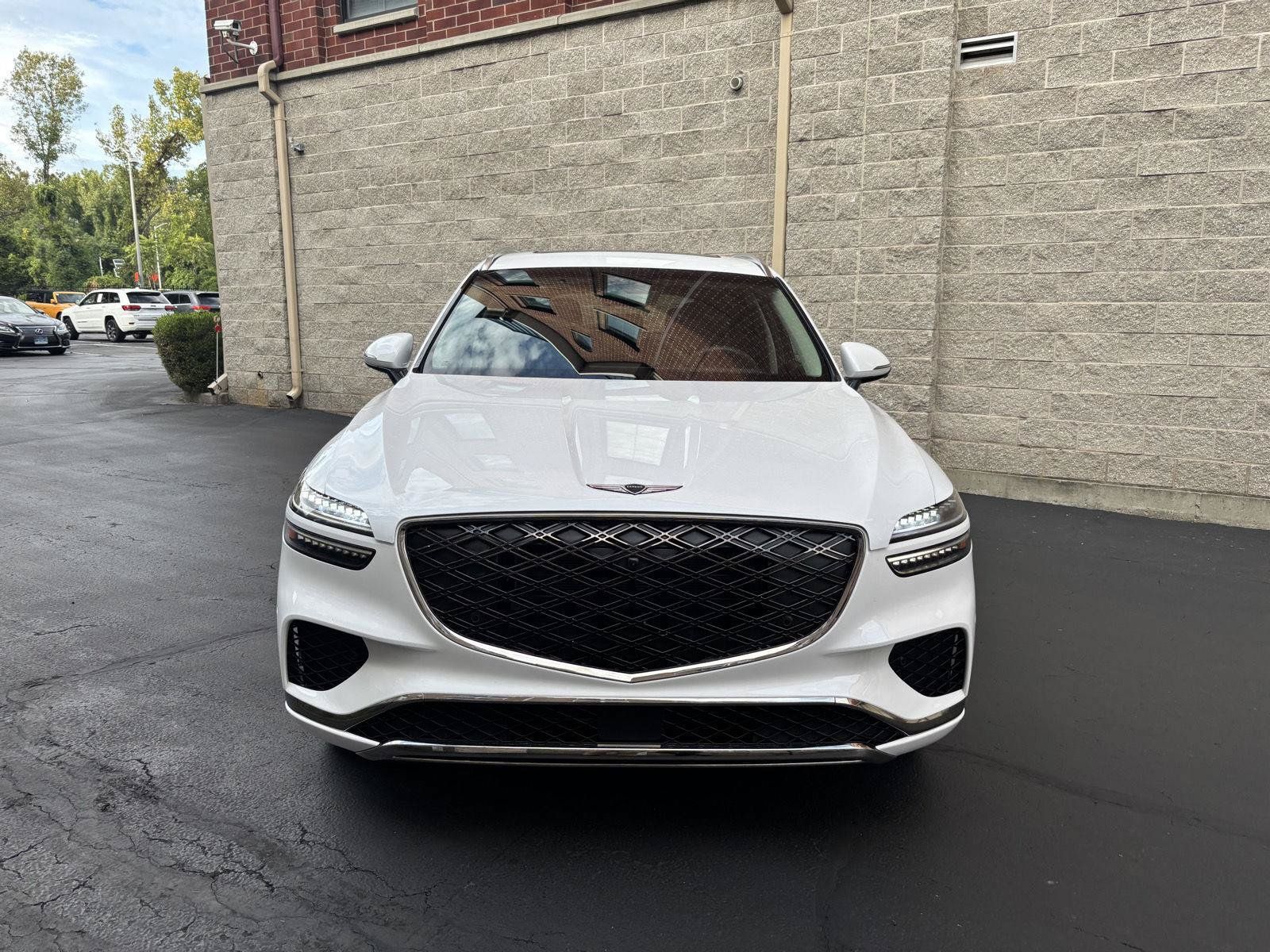 Used 2026 Genesis GV70 2.5T Advanced AWD/4WD image 5