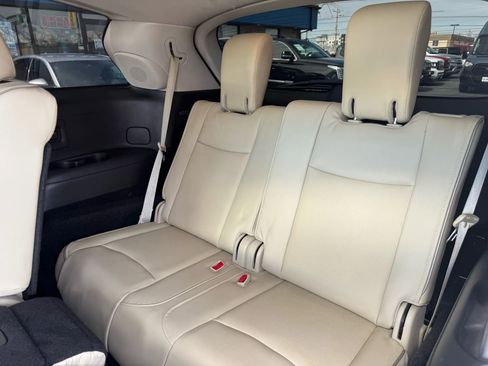 Used 2019 INFINITI QX60 Luxe w/ Essential Package image 21