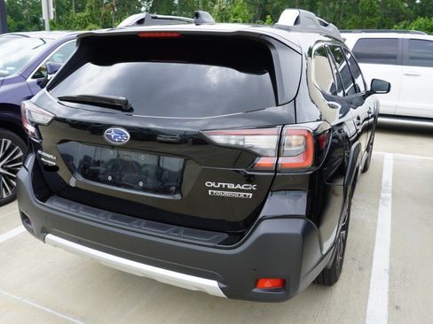 Used 2025 Subaru Outback Touring XT AWD/4WD image 5