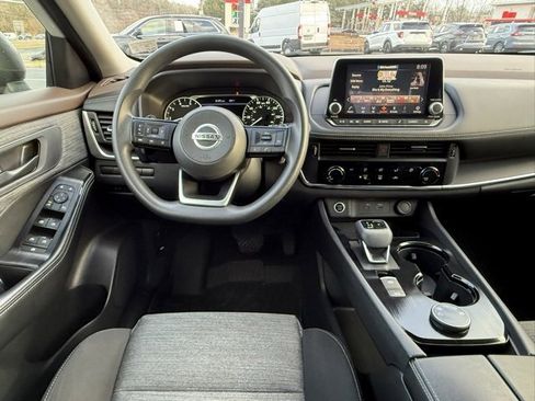 Certified 2021 Nissan Rogue S image 21