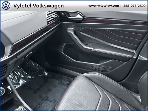 Certified 2023 Volkswagen Jetta GLI Autobahn w/ GLI Black Package image 30