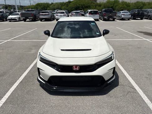 Used 2024 Honda Civic Type R image 8