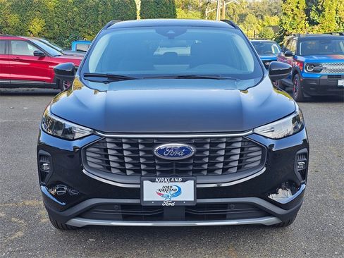 New 2025 Ford Escape Base w/ Class II Trailer Tow Package image 2