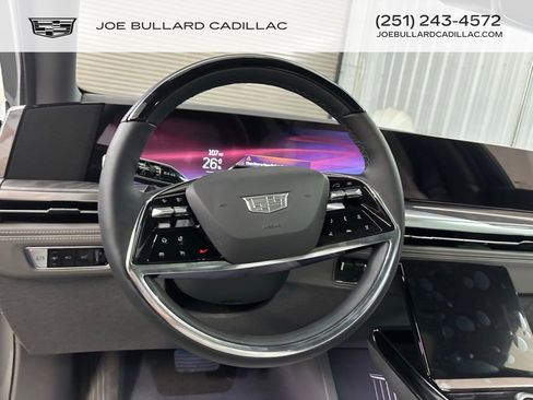 New 2026 Cadillac Escalade IQL Luxury image 11
