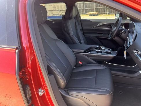 New 2026 Cadillac Lyriq Luxury image 22