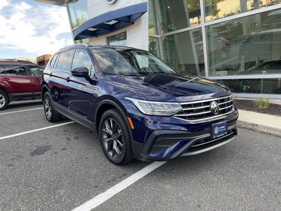 Certified 2022 Volkswagen Tiguan SE