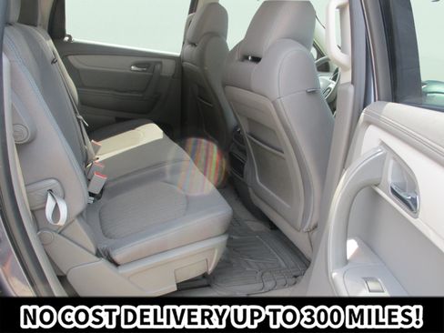Used 2013 Chevrolet Traverse LS FWD image 11