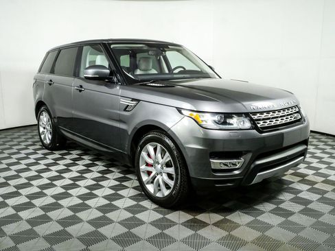 Used 2016 Land Rover Range Rover Sport Supercharged AWD/4WD image 26