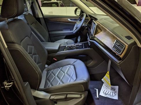 New 2026 Volkswagen Atlas SE image 24