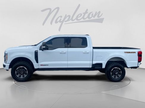 Used 2023 Ford F350 XLT w/ Tremor Off-Road Package AWD/4WD image 4