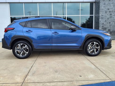 Certified 2025 Subaru Crosstrek 2.0i Premium image 25