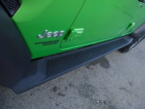 Used 2019 Jeep Wrangler Unlimited Sport image 6