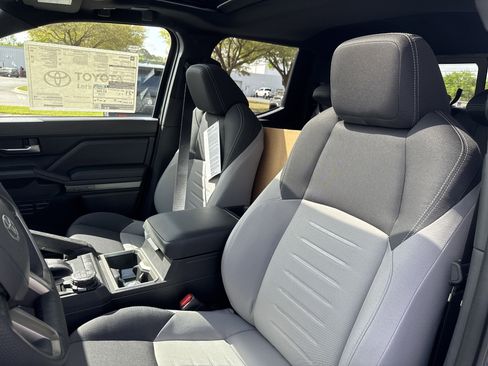 New 2025 Toyota Tacoma 4x4 Double Cab image 14