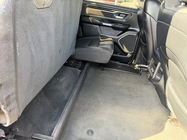 Used 2022 RAM 1500 Laramie AWD/4WD image 35