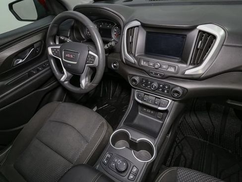 Used 2022 GMC Terrain SLE w/ Driver Convenience Package AWD/4WD image 19