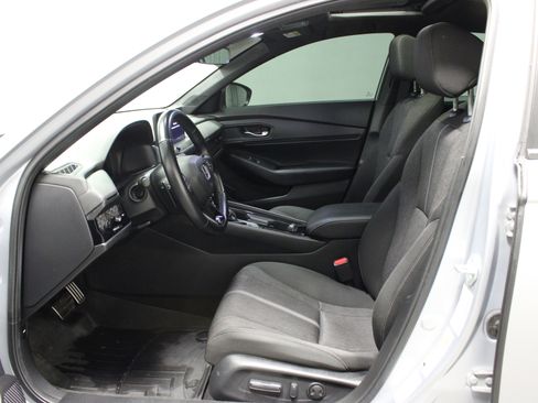Used 2023 Honda Accord Sport image 16
