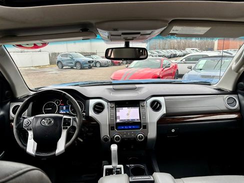 Used 2016 Toyota Tundra Limited image 12