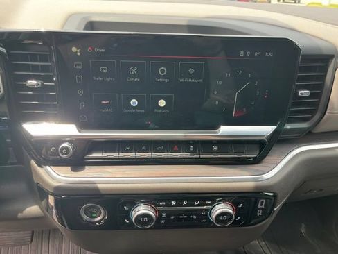 Used 2022 GMC Sierra 1500 SLT AWD/4WD image 22