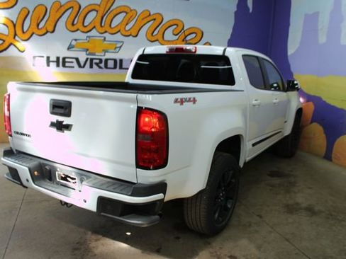 Used 2019 Chevrolet Colorado LT w/ Colorado RST Special Edition AWD/4WD image 7