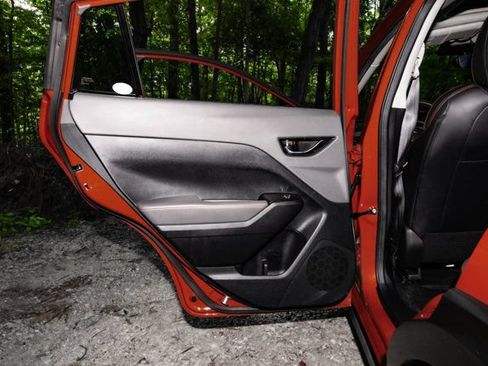 Used 2024 Subaru Crosstrek 2.5i Limited w/ Crosstrek Mirror Package AWD/4WD image 24
