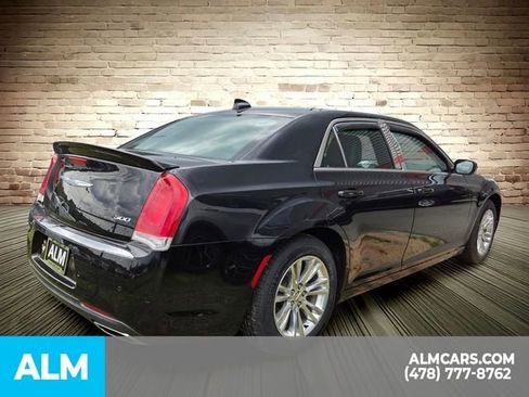 Used 2021 Chrysler 300 Touring L RWD image 14