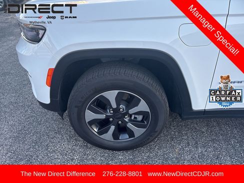 Used 2023 Jeep Grand Cherokee 4WD 4xe image 33