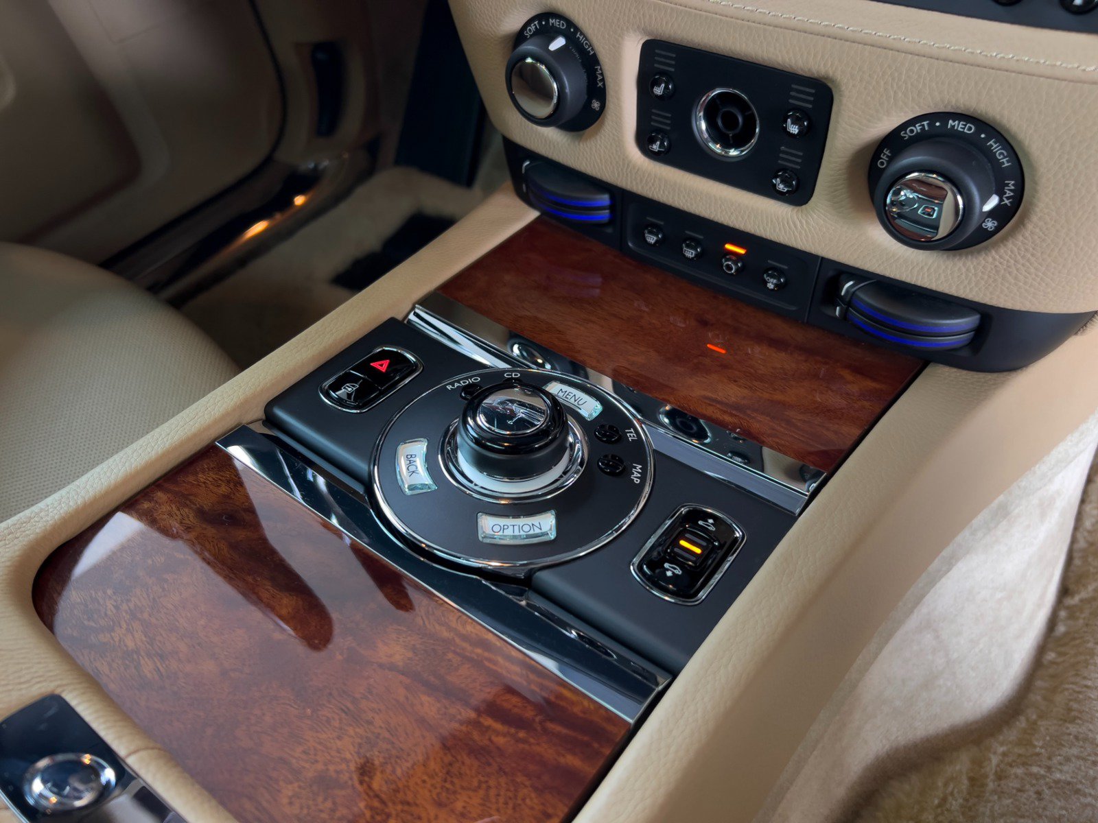 Used 2013 Rolls-Royce Ghost RWD image 15