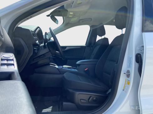 Used 2024 Ford Escape Active w/ Cold Weather Package FWD image 14