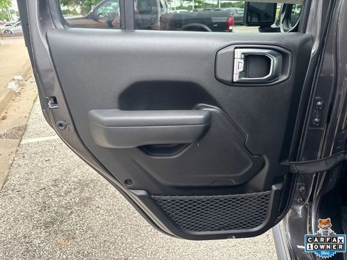 Used 2025 Jeep Wrangler Unlimited Sport S 4xe AWD/4WD image 36