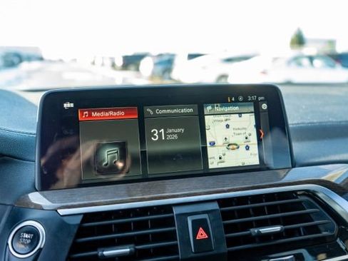 Used 2018 BMW X3 M40i image 23