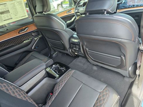 New 2026 Jeep Grand Cherokee L Summit AWD/4WD image 26