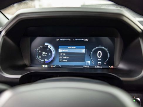 Used 2022 Ford F150 Lightning Lariat image 23