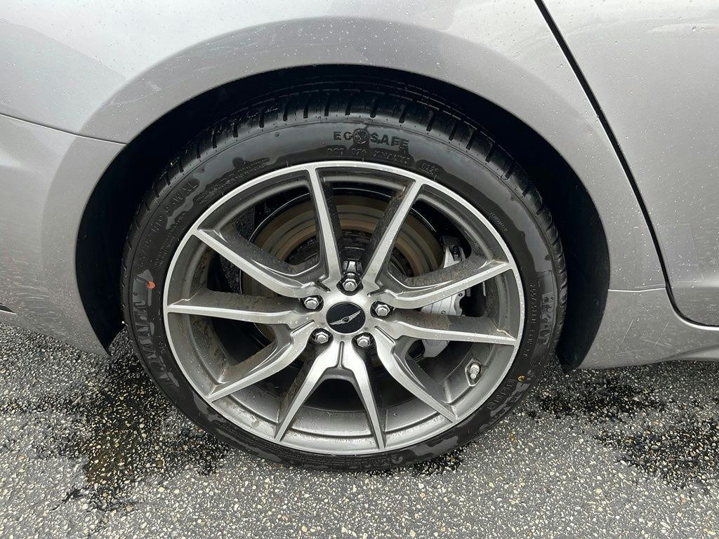 Used 2025 Genesis G70 2.5T AWD/4WD image 30