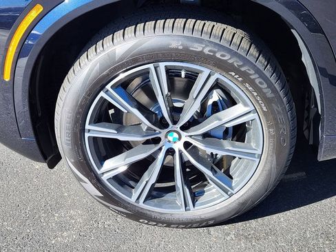 Used 2026 BMW X5 xDrive40i AWD/4WD image 7