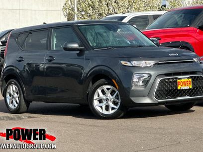 Used 2022 Kia Soul LX w/ Technology Package