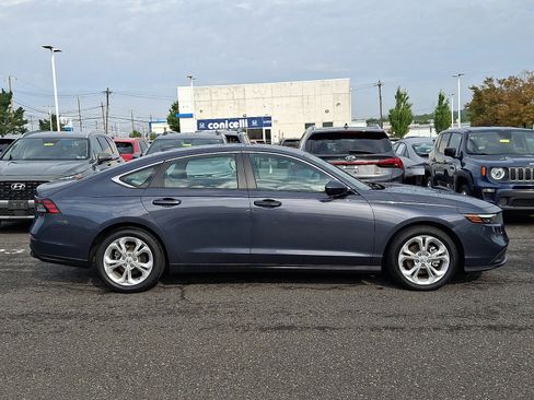 Certified 2023 Honda Accord LX image 7